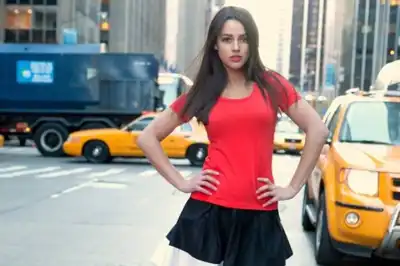 Posture-improving T-shirt launches in the US