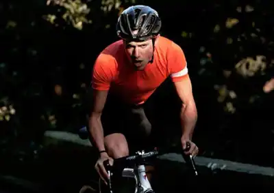 Rapha responds to cyclists’ need to keep cool on climbs