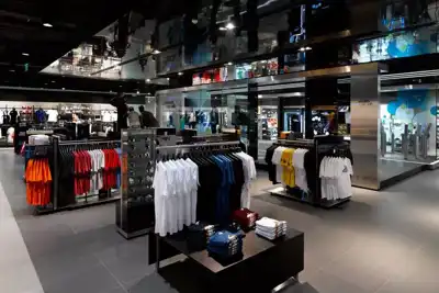 Adidas to remove plastic bags from stores