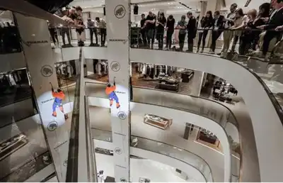 Mammut uses shopping mall stunt to launch collection