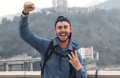 Trekker completes Yangtze River marathon