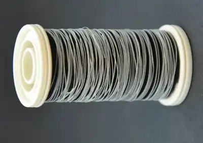 Bio-based material from wood fibres and spider silk