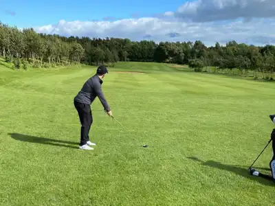 UK startup launches affordable golf apparel brand
