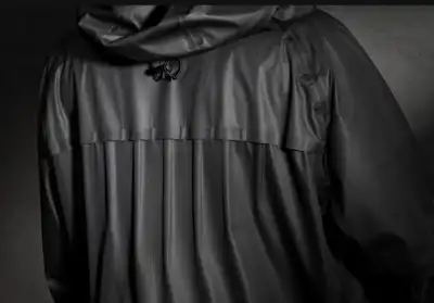 Nike’s winged vents autonomously adapt to wearer