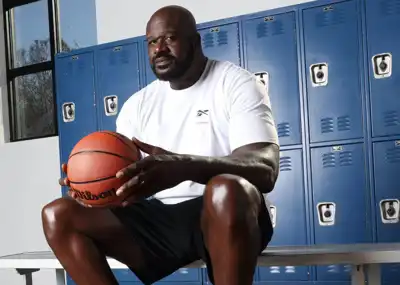 Reebok hires O'Neal to lead push into basketball