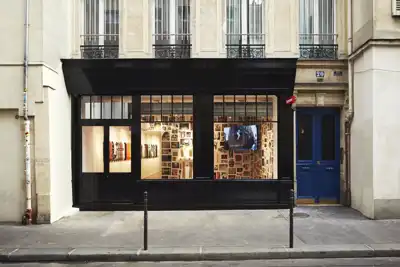 VF finds buyer for Supreme