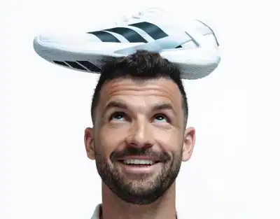 Tennis star to wear adidas shoes (but not on his head)