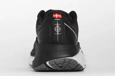 A second shoe from Movv is on the way