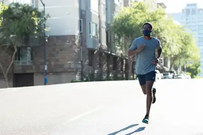 Face-cover gives runners room to breathe, ASICS says